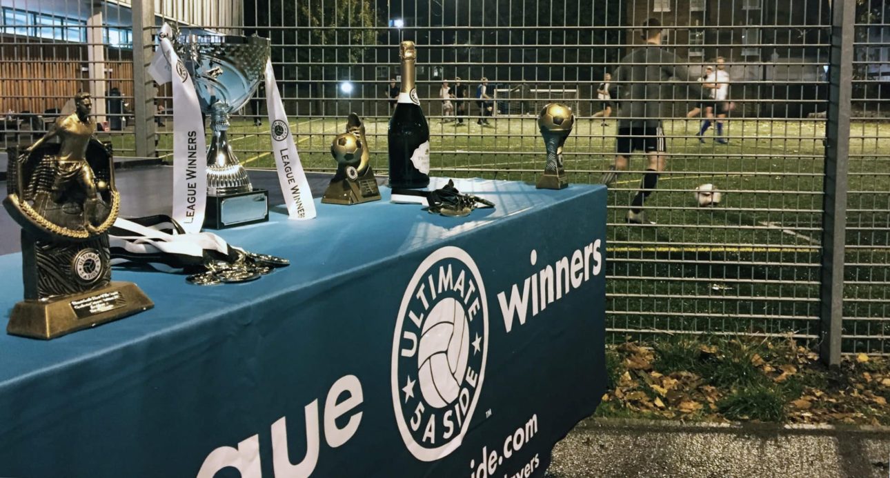 awards-table-for-ceremony-players-background-2000×1440